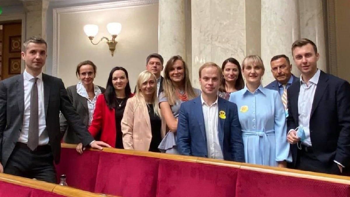 Создали объединение "Справедливость": фракцию "Голоса" в Раде покинули 11 депутатов