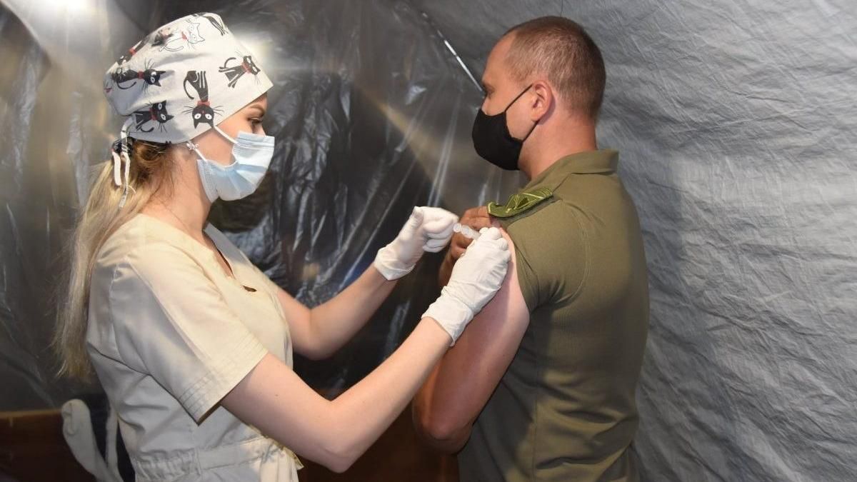 Не довіряє вакцині: суд виправдав військового антивакцинатора з Одещини - Новини Одеси - 24 Канал Не довіряє вакцині: суд виправдав військового антивакцинатора з Одещини - Новини Одеси - 24 Канал