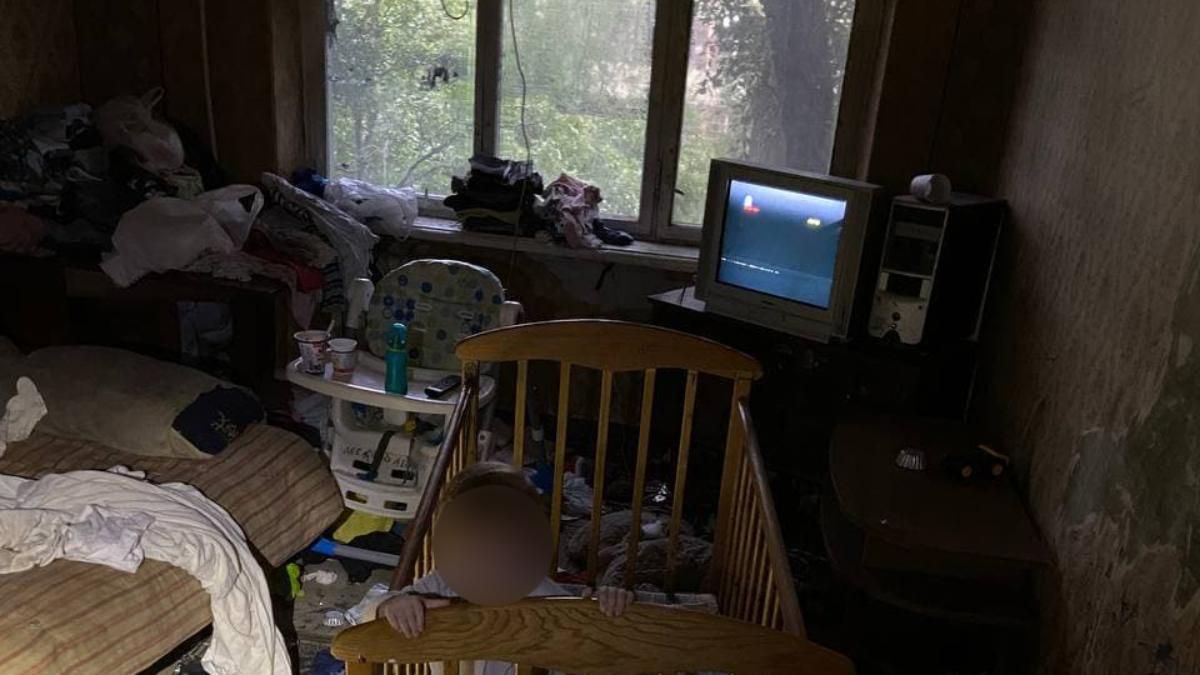 Тараканы и запах экскрементов: в Днепре дошкольников оставили в ужасных условиях – фото Тараканы и запах экскрементов: в Днепре дошкольников оставили в ужасных условиях – фото