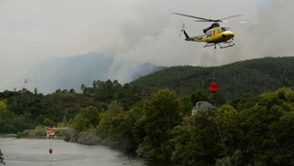 В Испании снова вспыхнули лесные пожары: подозревают поджог
