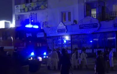 В Умани произошел пожар в арендованной хасидами квартире: видео с места событий