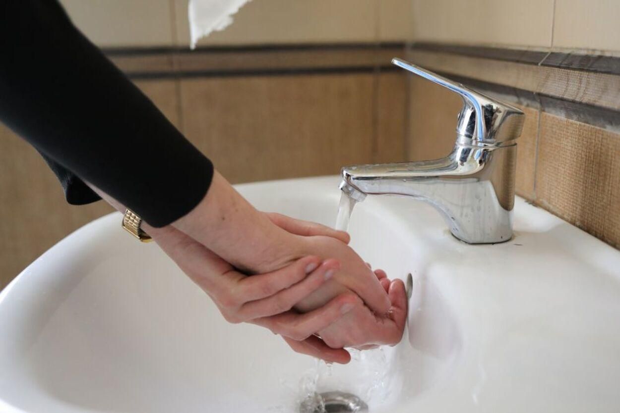 Во Львове 200 домов остались без горячей воды: когда восстановят водоснабжение