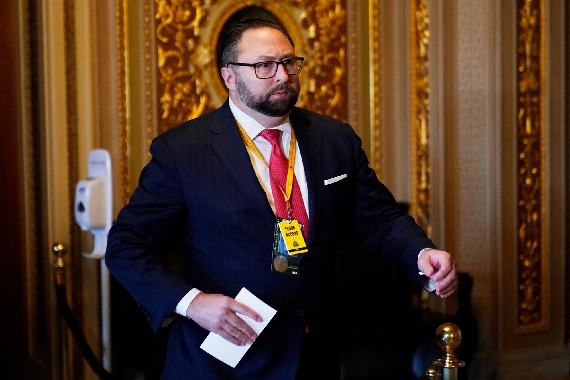 У Бразилії затримали колишнього прессекретаря Дональда Трампа - 24 Канал У Бразилії затримали колишнього прессекретаря Дональда Трампа - 24 Канал