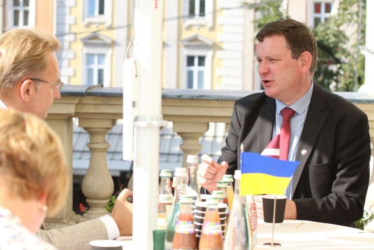 Обсудили важные достижения: мэр Львова встретился с послом Латвии