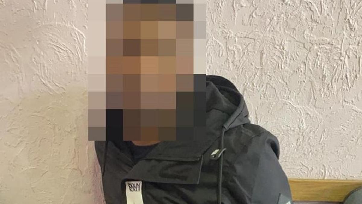 Студент-іноземець: у поліції розповіли про чоловіка, який пошкодив 10 машин у Києві - Київ Студент-іноземець: у поліції розповіли про чоловіка, який пошкодив 10 машин у Києві - Київ