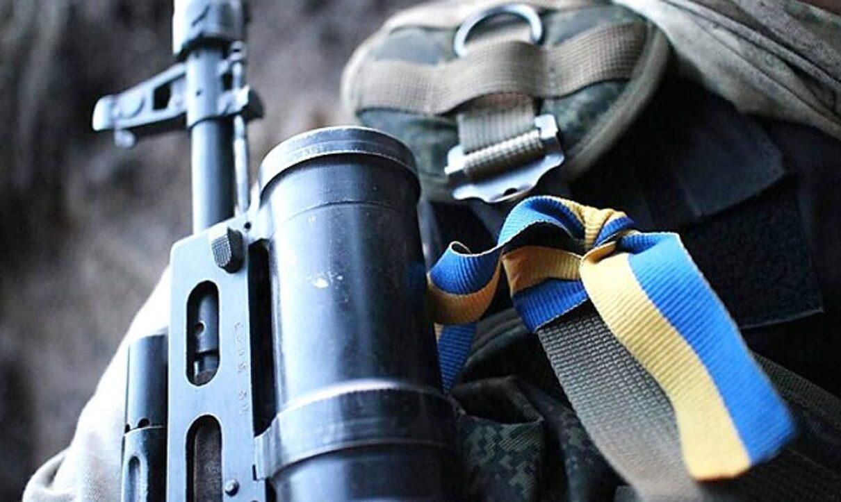 Втрати на Донбасі: внаслідок обстрілу загинув український воїн, ще троє – поранені - Термінові новини - 24 Канал