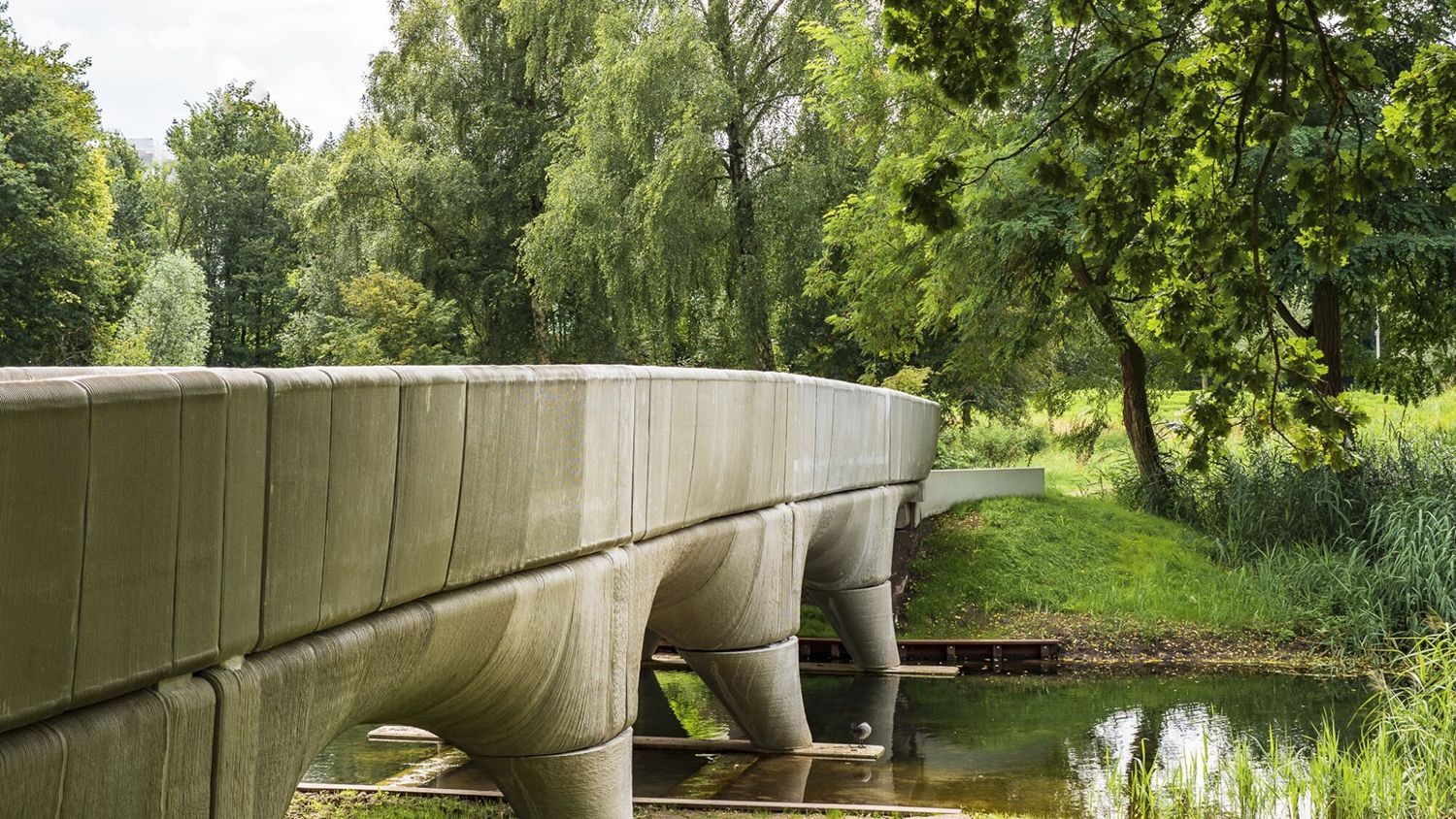 Найдовший у світі велосипедний міст, надрукований на 3D-принтері - Новини технологій - Техно Найдовший у світі велосипедний міст, надрукований на 3D-принтері - Новини технологій - Техно