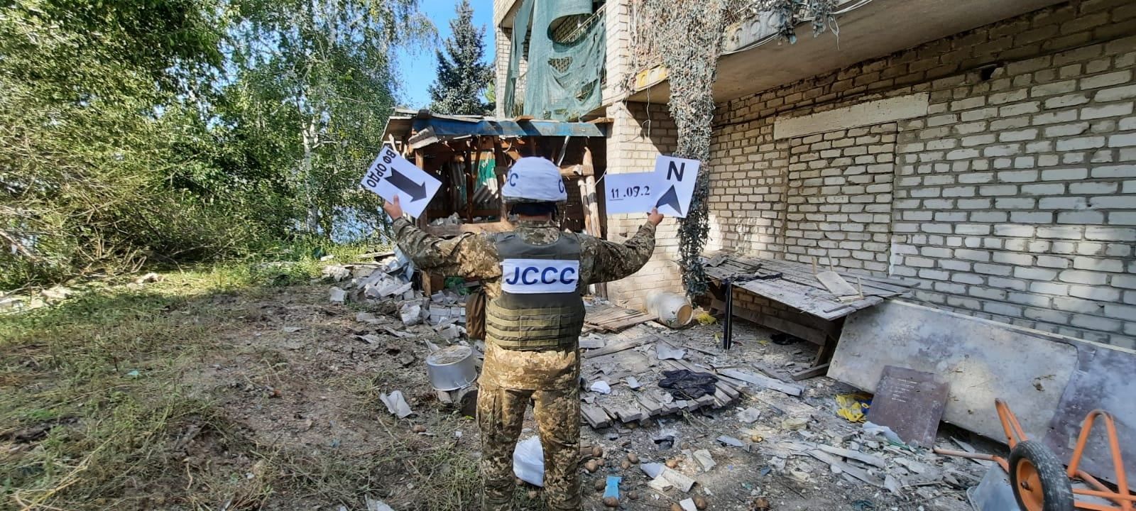 Оккупанты обстреляли гражданскую инфраструктуру на Донбассе: под огнем оказалась Новогнатовка Оккупанты обстреляли гражданскую инфраструктуру на Донбассе: под огнем оказалась Новогнатовка