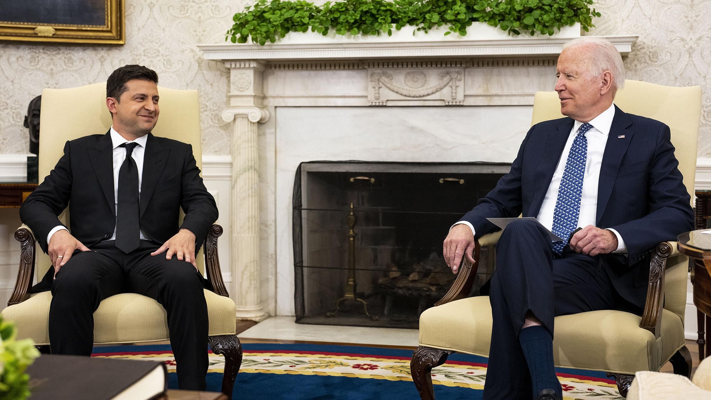 Байден поддерживает вступление Украины в НАТО, – Зеленский - 24 Канал Байден поддерживает вступление Украины в НАТО, – Зеленский - 24 Канал