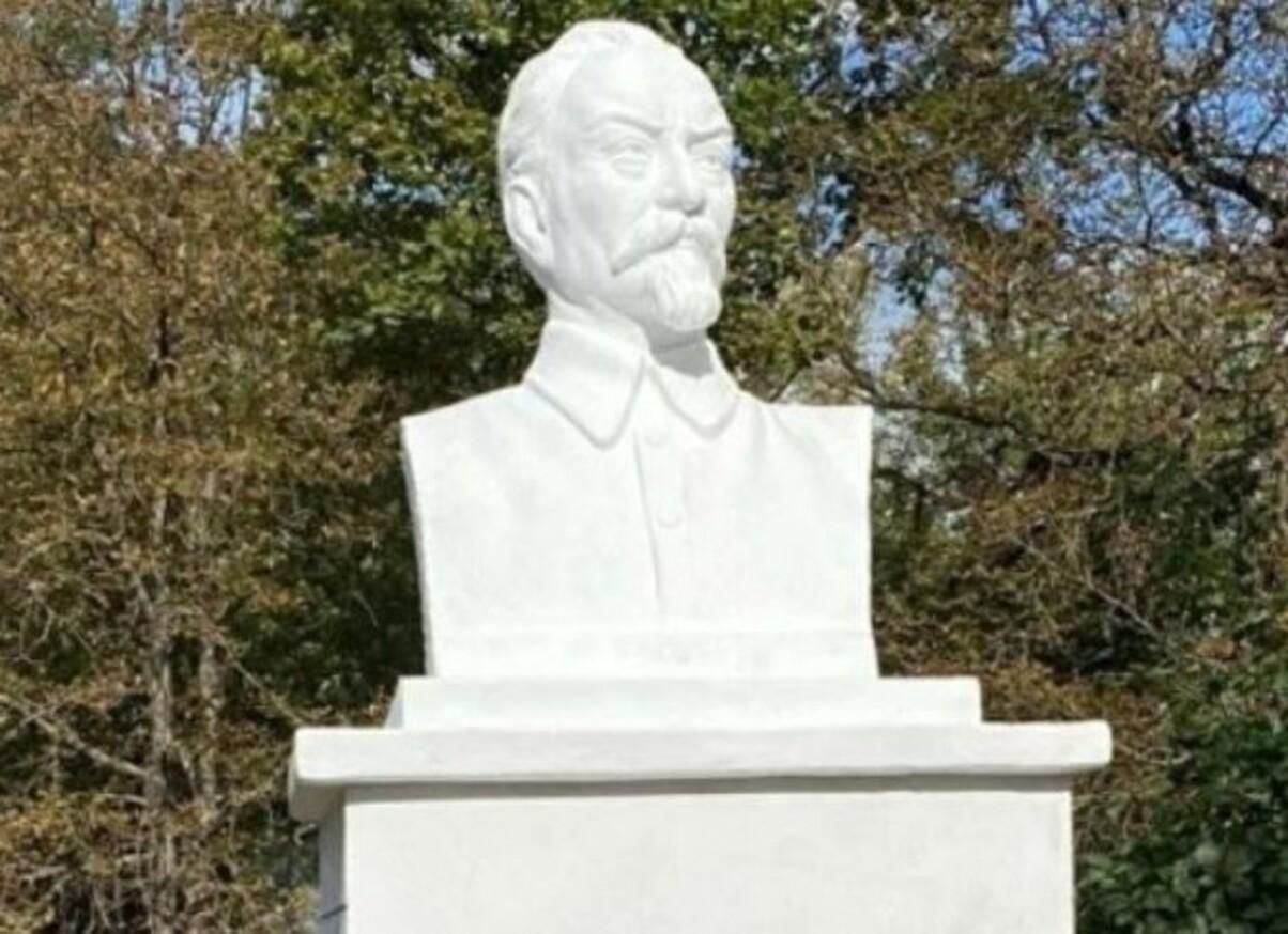 Оскорбление жертв красного террора, – даже РПЦ против памятника Дзержинскому в Симферополе
