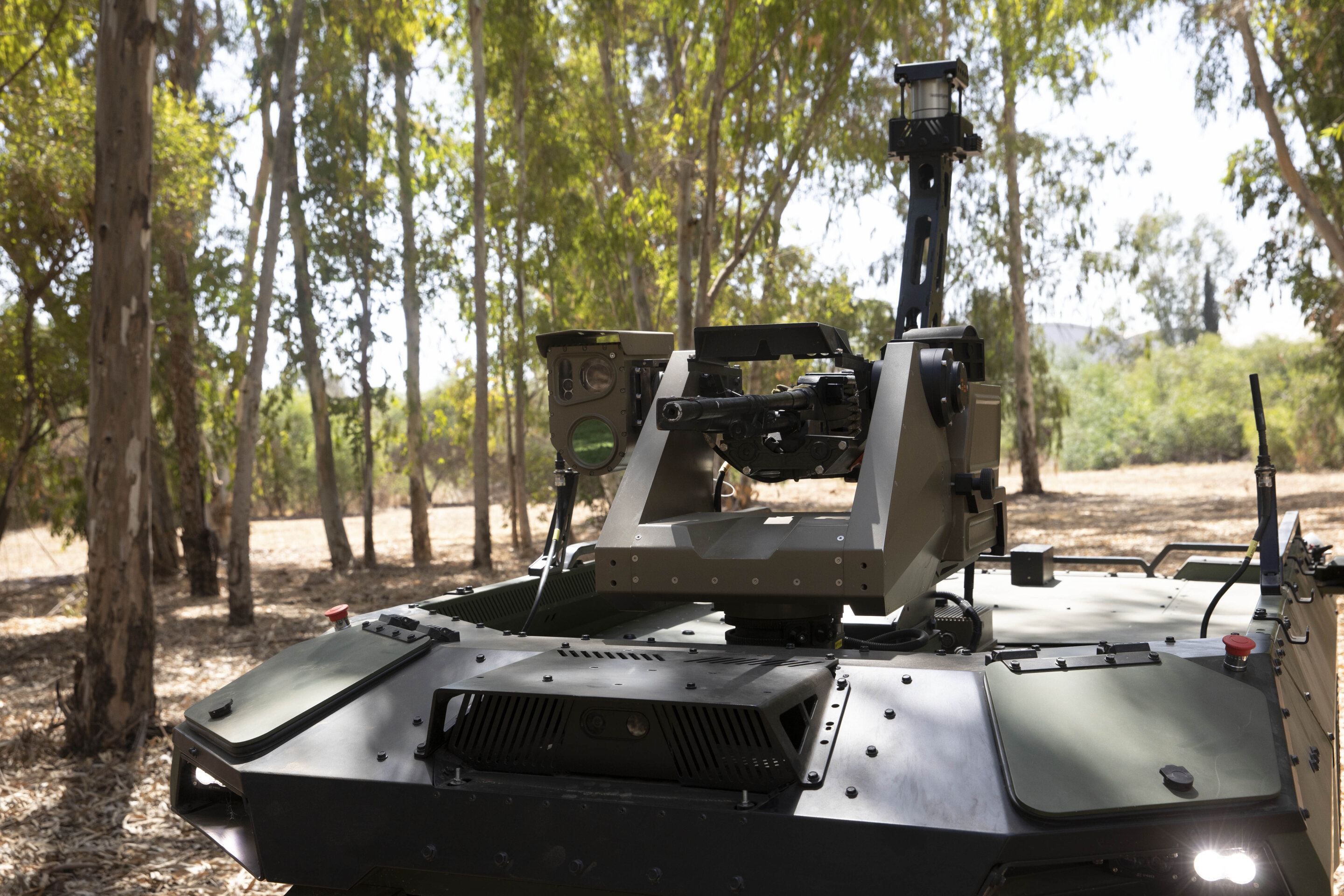 В Ізраїлі кордони буде патрулювати озброєний робот - Новини технологій - Техно
