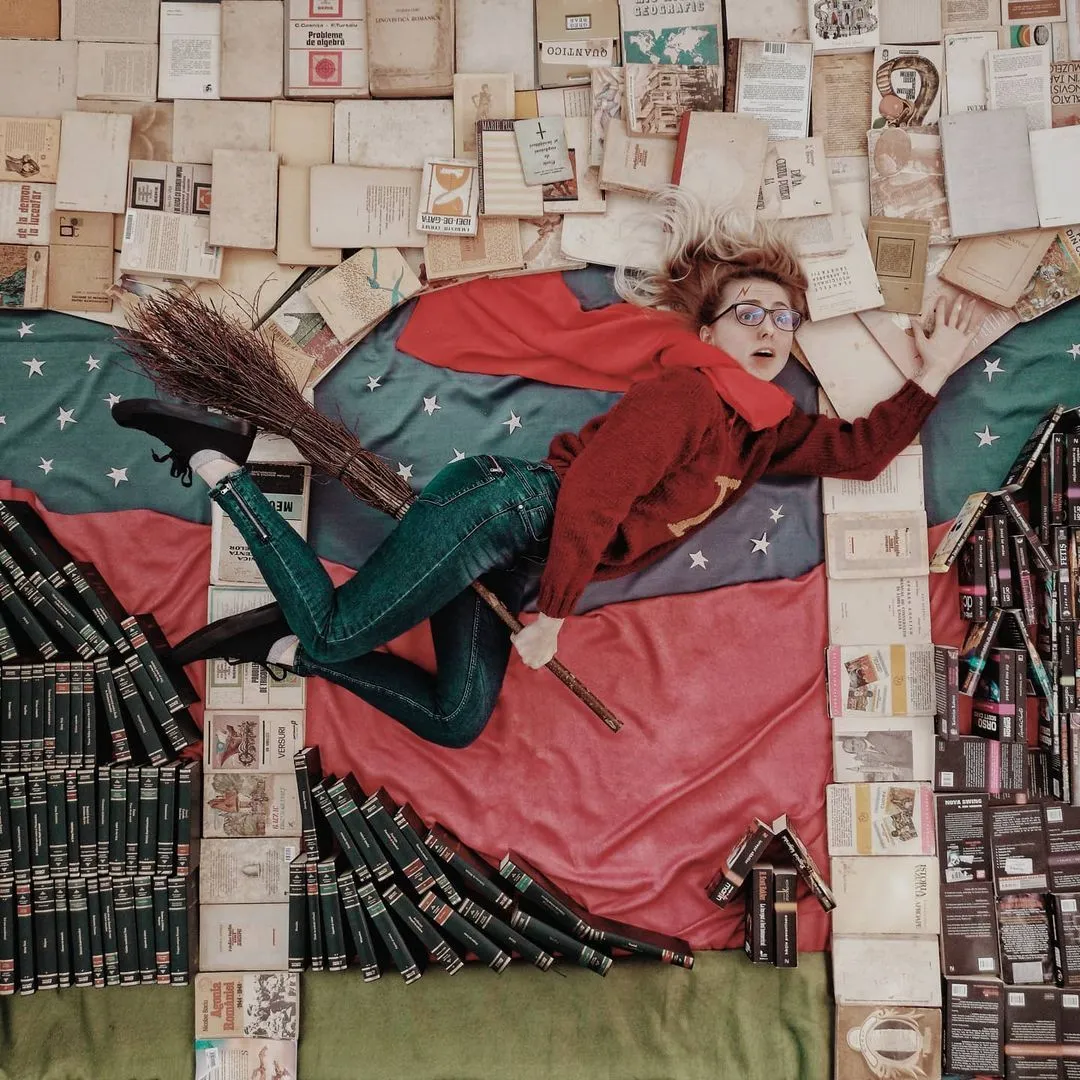 Книжные инсталляции Элизабет Саган Книжные инсталляции Элизабет Саган