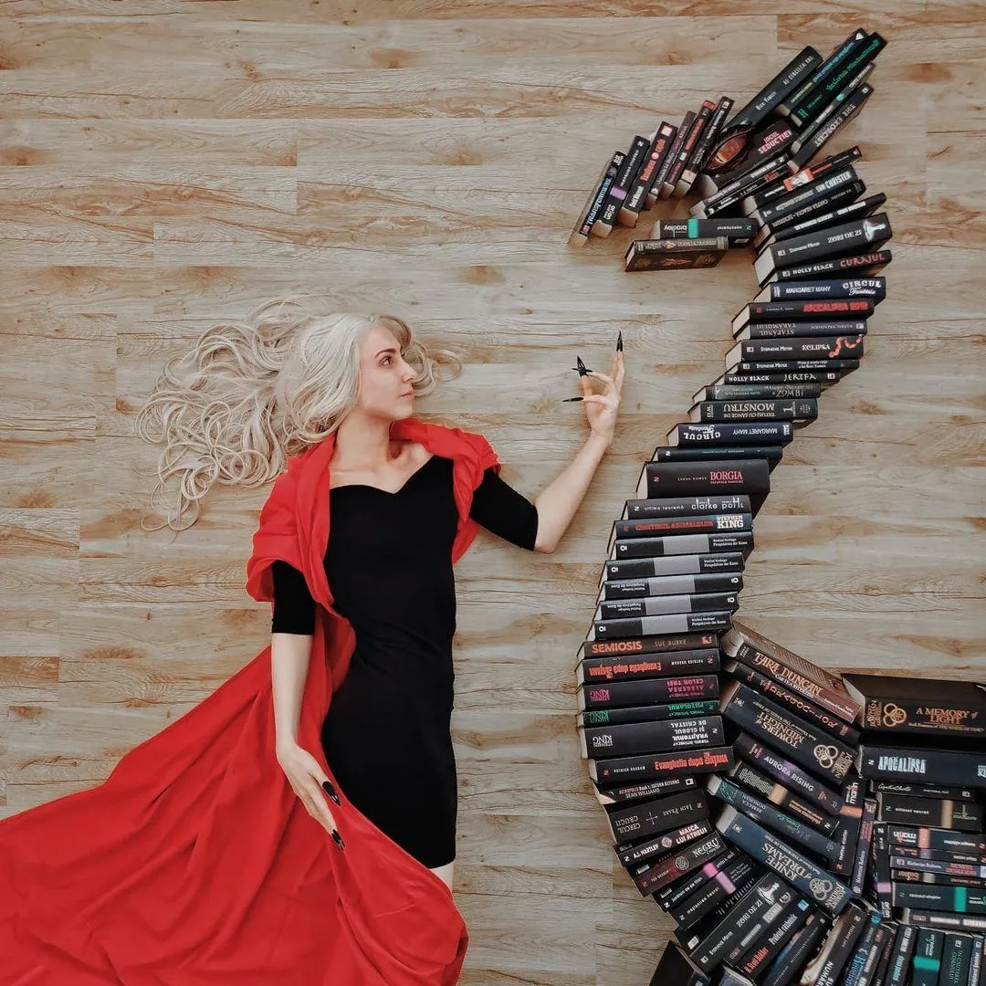 Книжные инсталляции Элизабет Саган Книжные инсталляции Элизабет Саган