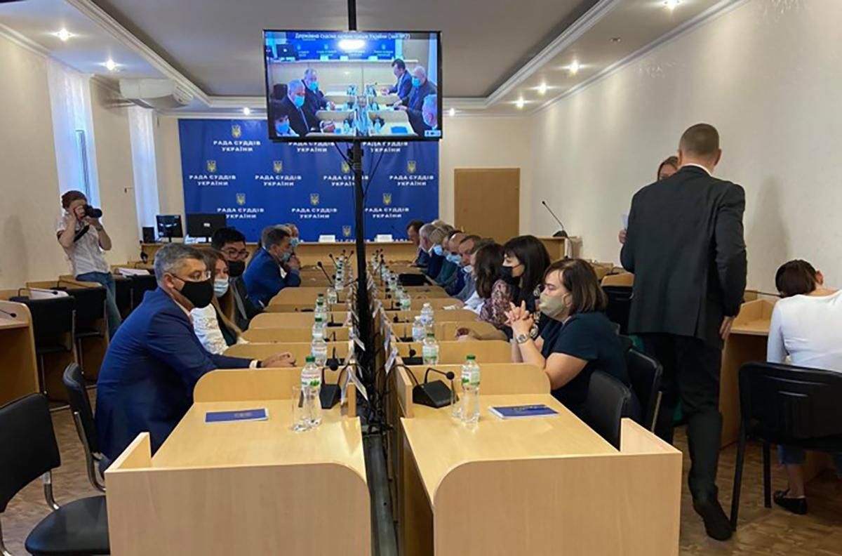 Плювок в обличчя не тільки Зеленському, – Жернаков про заблоковану судову реформу Радою суддів - 24 Канал Плювок в обличчя не тільки Зеленському, – Жернаков про заблоковану судову реформу Радою суддів - 24 Канал