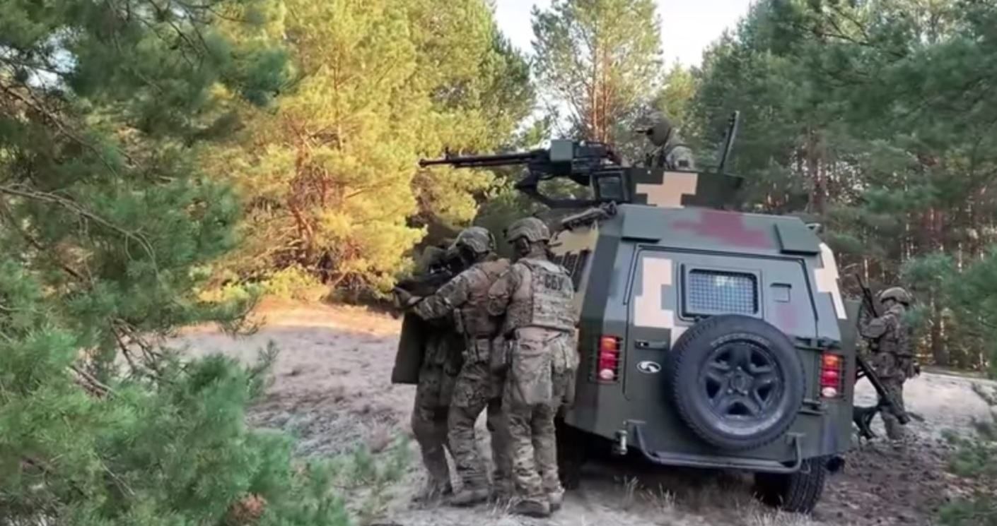 Під носом у Лукашенка й Путіна: СБУ провела антитерористичні навчання біля кордону з Білоруссю - новини Білорусь - 24 Канал Під носом у Лукашенка й Путіна: СБУ провела антитерористичні навчання біля кордону з Білоруссю - новини Білорусь - 24 Канал