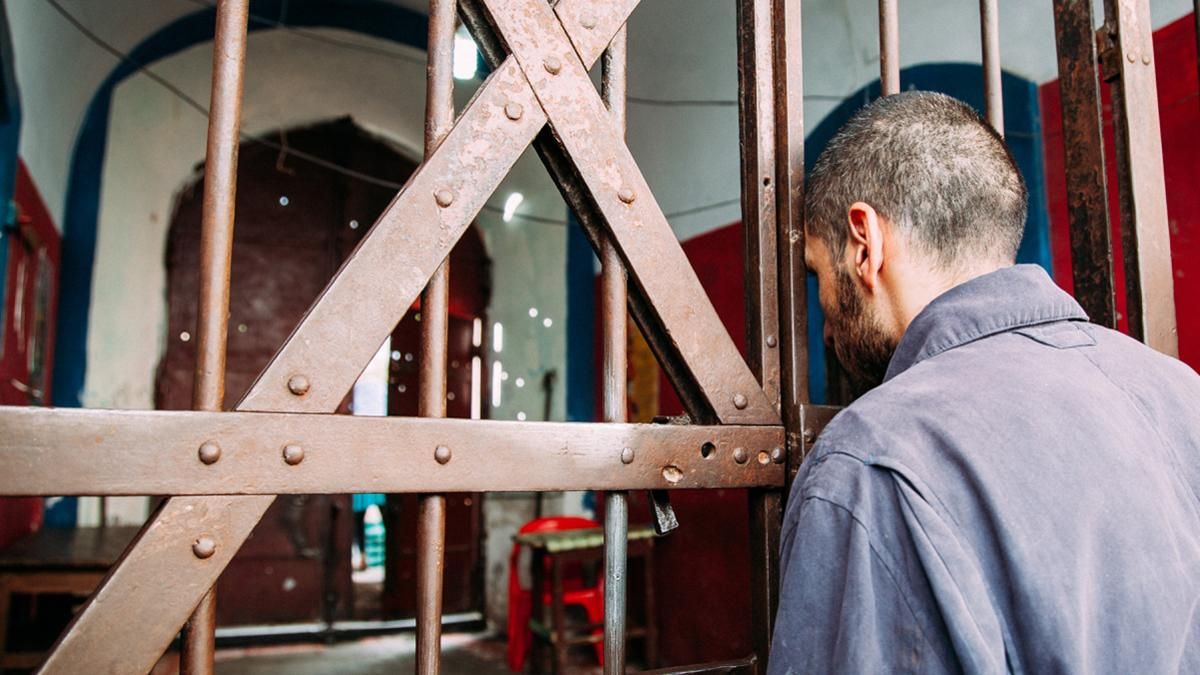 Вернувся з в'язниці та обікрав племінницю: на Харківщині затримали зухвалого рецидивіста - 24 Канал Вернувся з в'язниці та обікрав племінницю: на Харківщині затримали зухвалого рецидивіста - 24 Канал