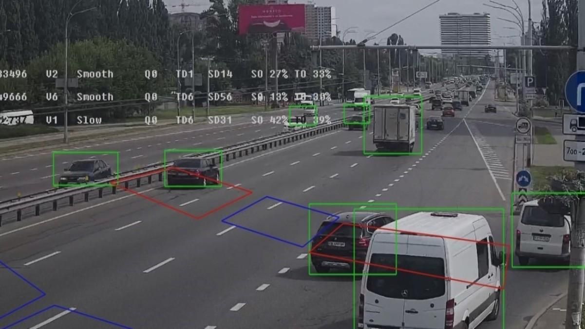 Чтобы избежать пробок: в Киеве ввели интеллектуальную транспортную систему