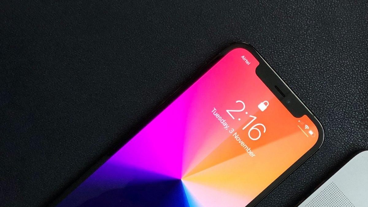 Apple заявила об уменьшении выреза в экране iPhone 13, но пользователи с этим не согласны Apple заявила об уменьшении выреза в экране iPhone 13, но пользователи с этим не согласны