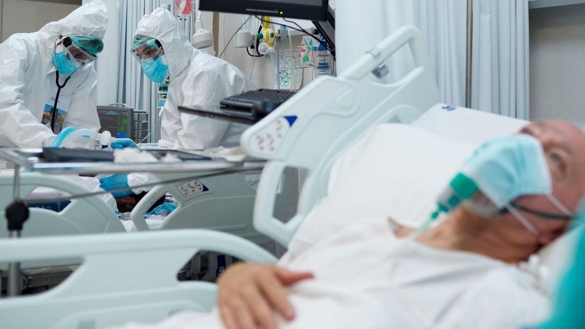 В больницах Киева стремительно растет количество пациентов с COVID-19