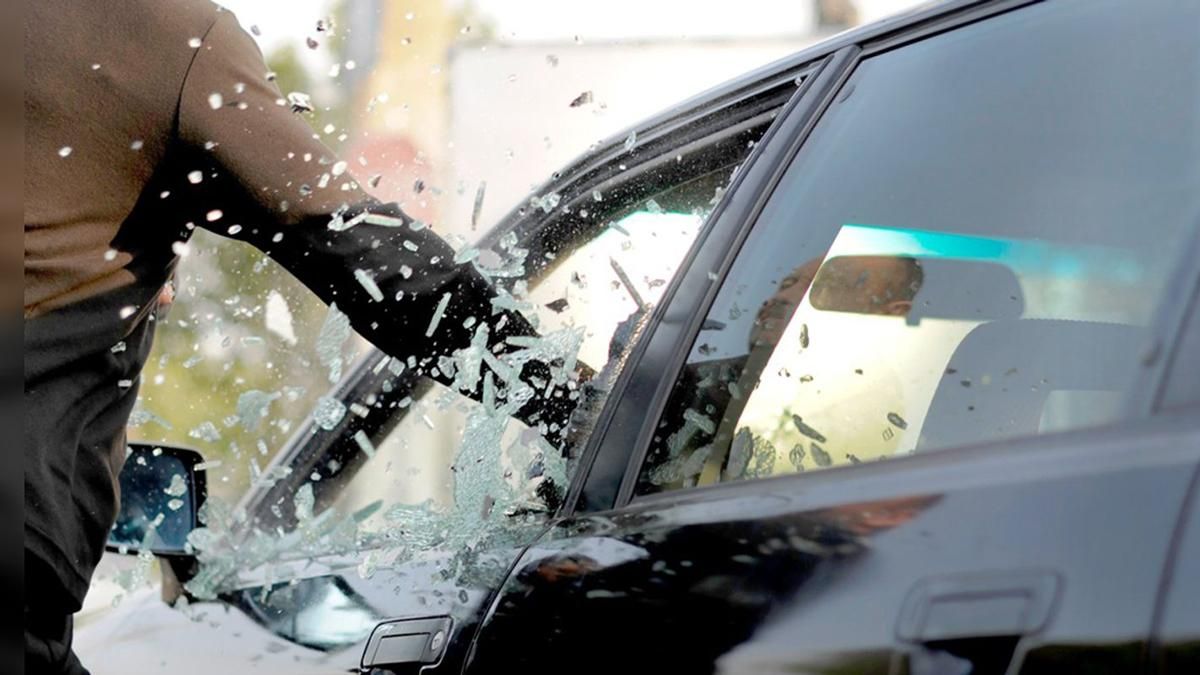 Викрали пів мільйона доларів на АЗС під Одесою: оголосили план перехоплення - 24 Канал Викрали пів мільйона доларів на АЗС під Одесою: оголосили план перехоплення - 24 Канал