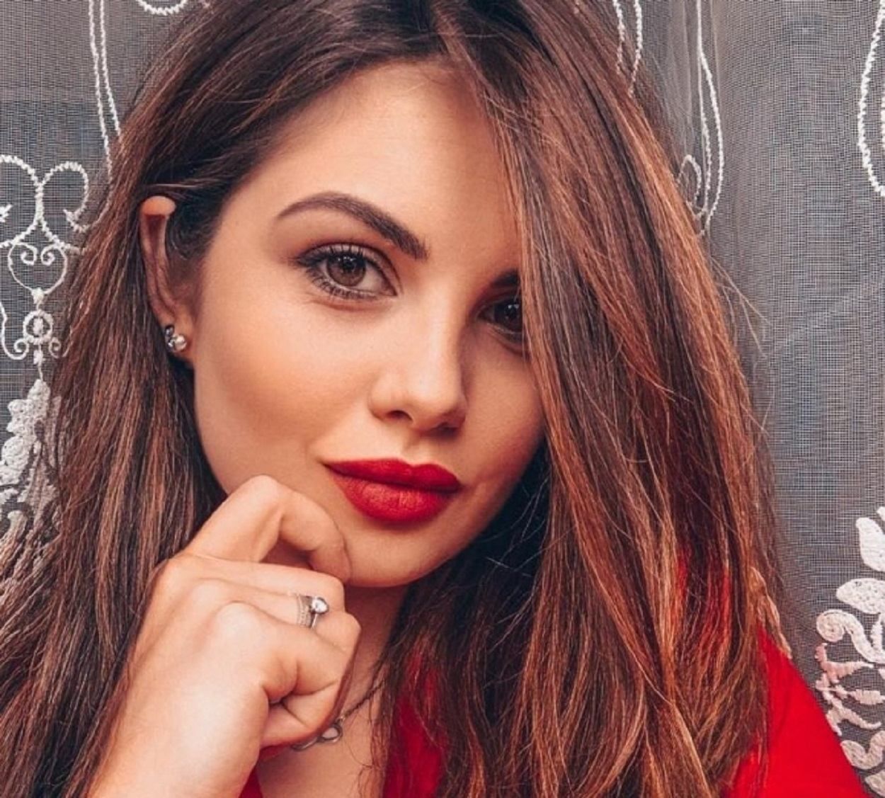 Львовские медики спасают 21-летнюю девушку с COVID-19 и энцефалитом Львовские медики спасают 21-летнюю девушку с COVID-19 и энцефалитом