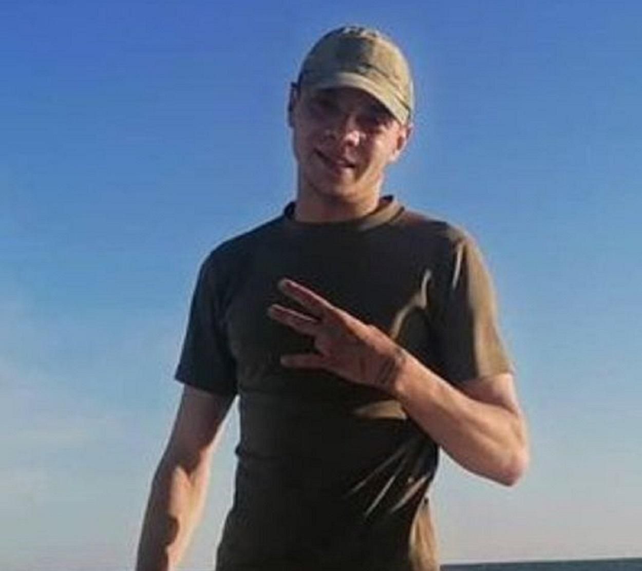 Погиб от вражеских пуль: на Львовщине попрощаются с 24-летним защитником Погиб от вражеских пуль: на Львовщине попрощаются с 24-летним защитником