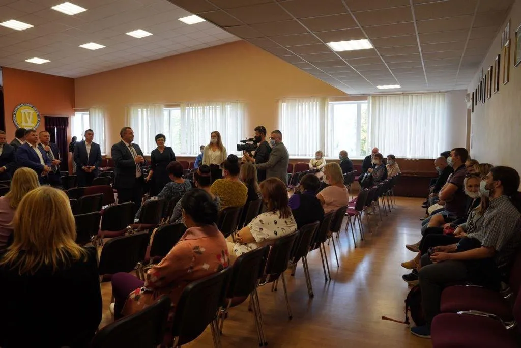 Коронавірус Вакцинація 80% вчителі Школа Коронавірус Вакцинація 80% вчителі Школа