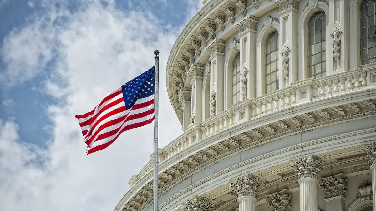 В США предлагают увеличить военную помощь Украине В США предлагают увеличить военную помощь Украине