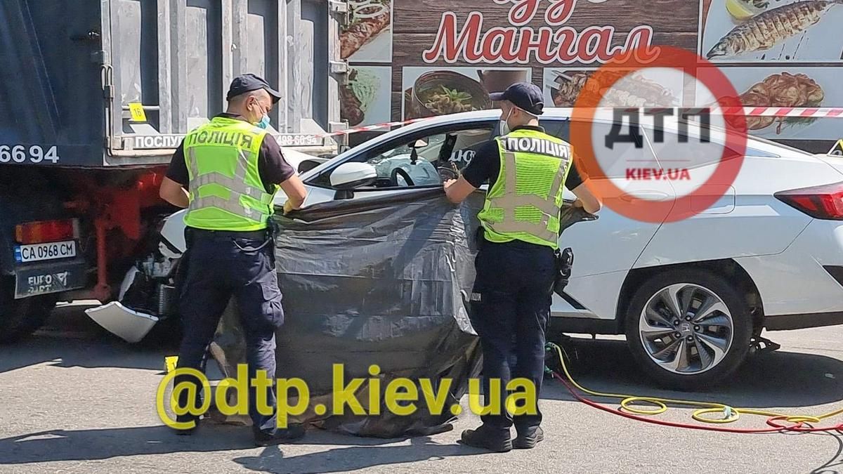 У Києві судитимуть водія, який зп'яну впечатав жінку на мопеді у вантажівку - Київ