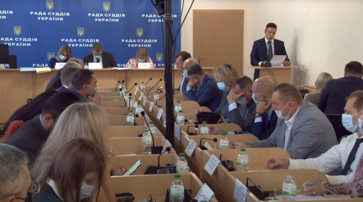 У судей есть 5 сценариев, чтобы спасти свой "хвост" от реформы - 24 Канал У судей есть 5 сценариев, чтобы спасти свой "хвост" от реформы - 24 Канал