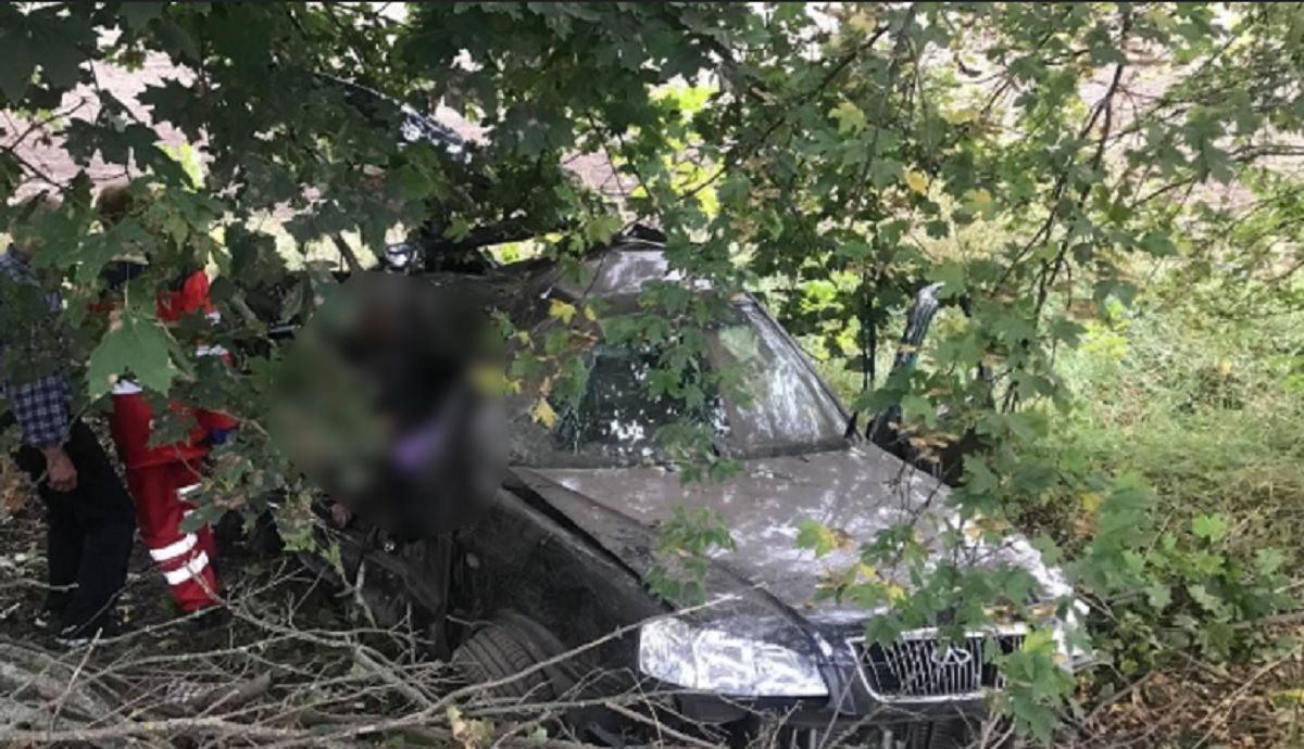 Пасажирка опинилася в багажнику: на Київщині у жахливій ДТП загинули 3 людей - Київ