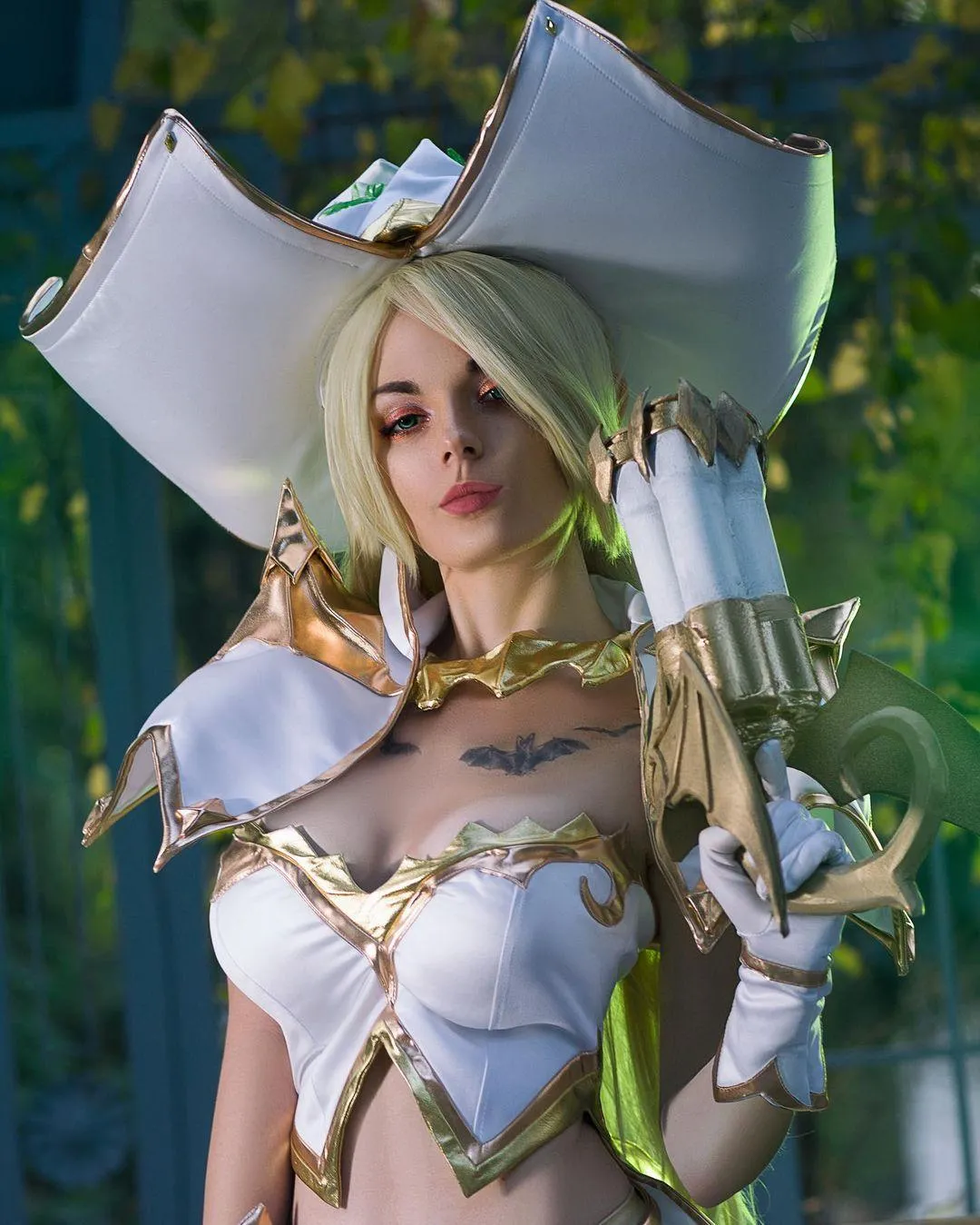 Українська модель показала відвертий косплей на відьму з гри League of Legends Українська модель показала відвертий косплей на відьму з гри League of Legends