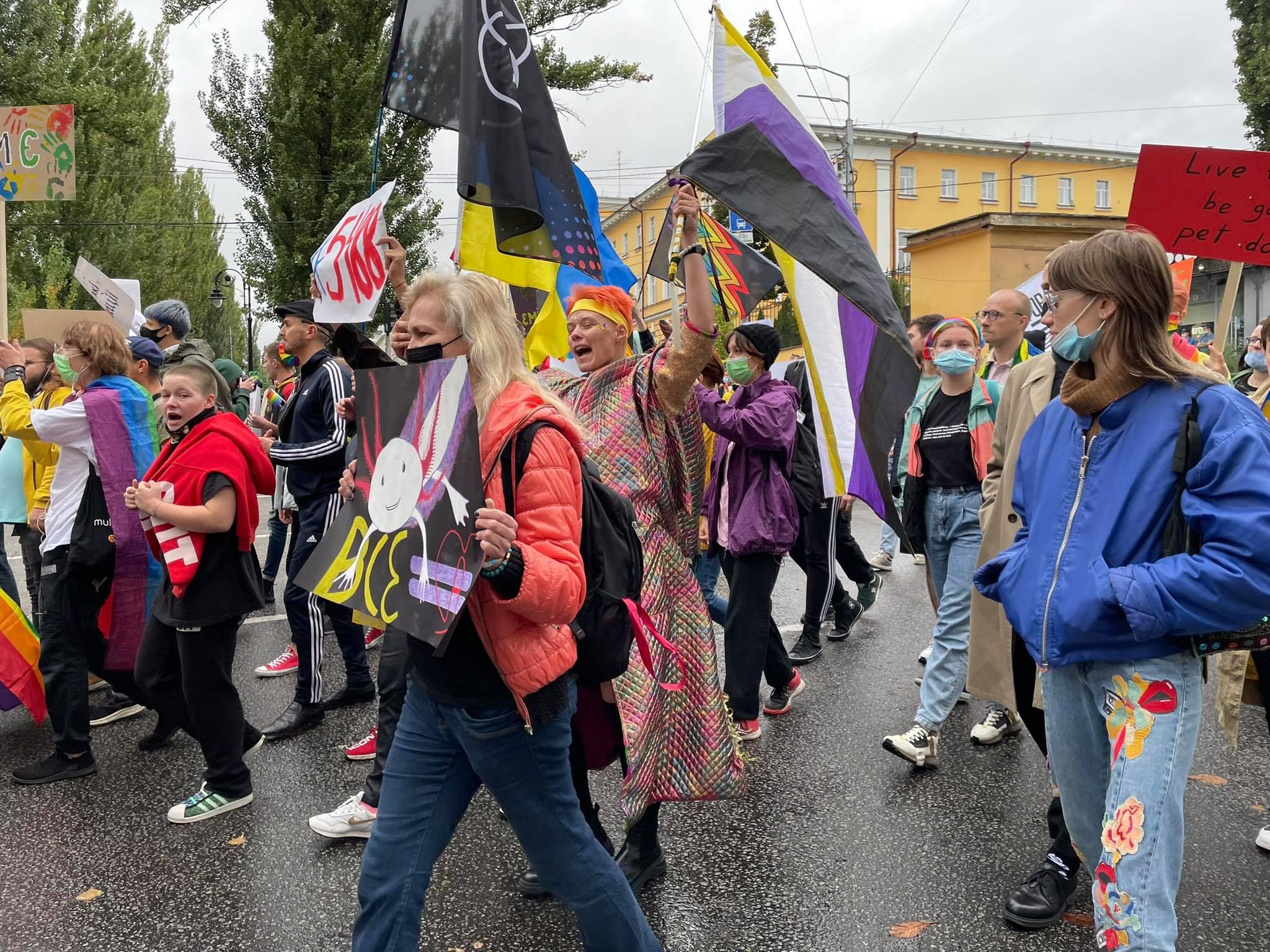 В Киеве прошел Марш Равенства: фото и видео с прайда