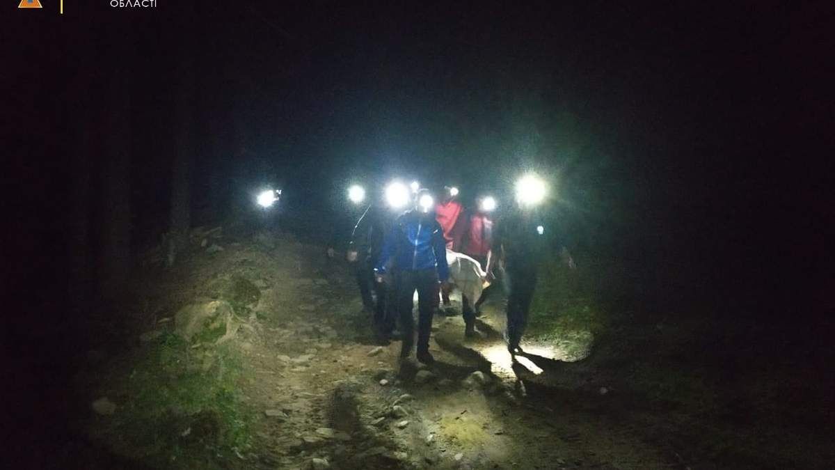 Мужньо переносять біль: щемливі подробиці про стан постраждалих від вибуху в Карпатах - Україна новини - 24 Канал Мужньо переносять біль: щемливі подробиці про стан постраждалих від вибуху в Карпатах - Україна новини - 24 Канал