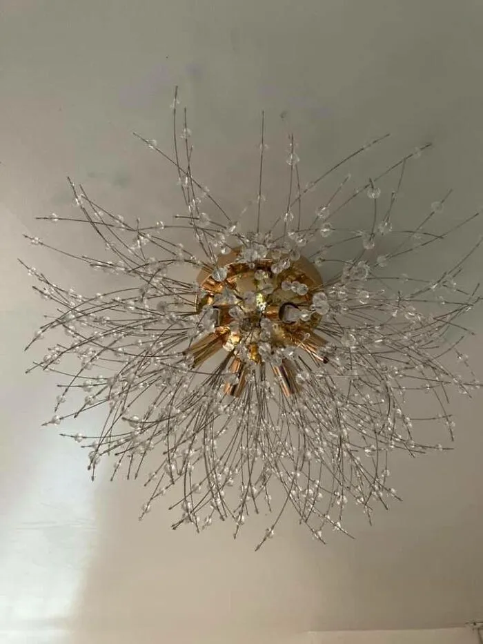 Ще одна люстра, мити яку без сліз неможливо Ще одна люстра, мити яку без сліз неможливо