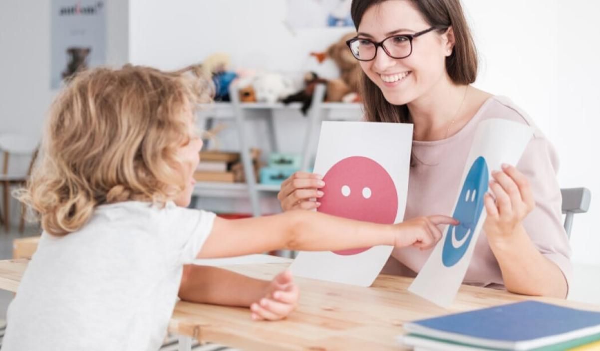 Вербальное оценивание учеников: перечень фраз, которые нужно использовать учителям Вербальное оценивание учеников: перечень фраз, которые нужно использовать учителям