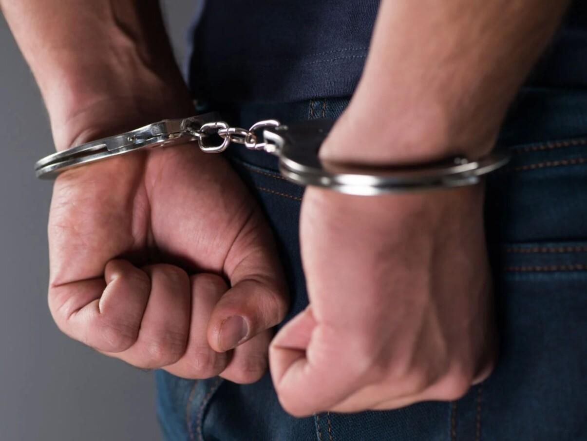 Экс-правоохранителя времен Януковича, который скрывался от следствия, задержали Экс-правоохранителя времен Януковича, который скрывался от следствия, задержали