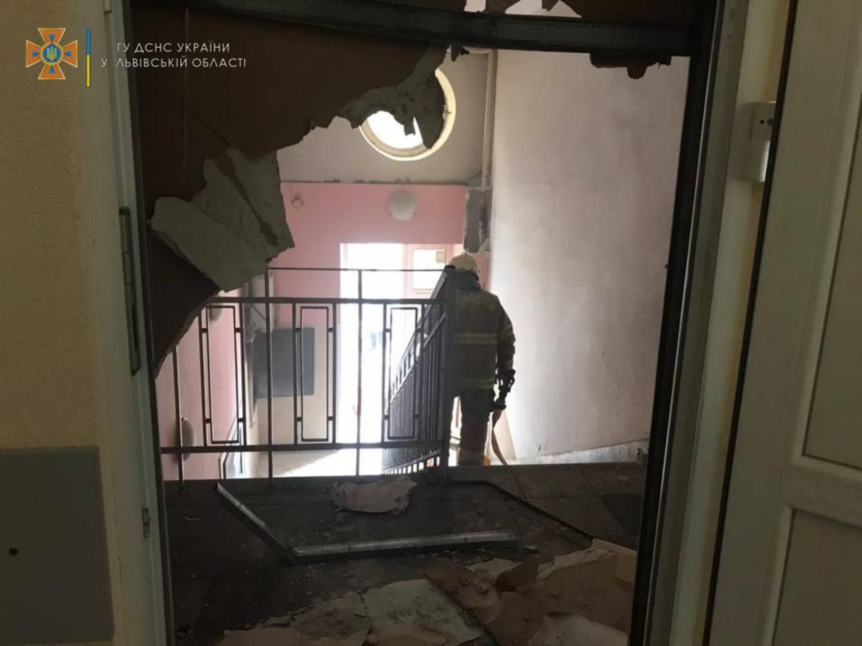 У Львові трапилась пожежа у поліклініці: людей евакуювали - Новини Львів - Львів У Львові трапилась пожежа у поліклініці: людей евакуювали - Новини Львів - Львів