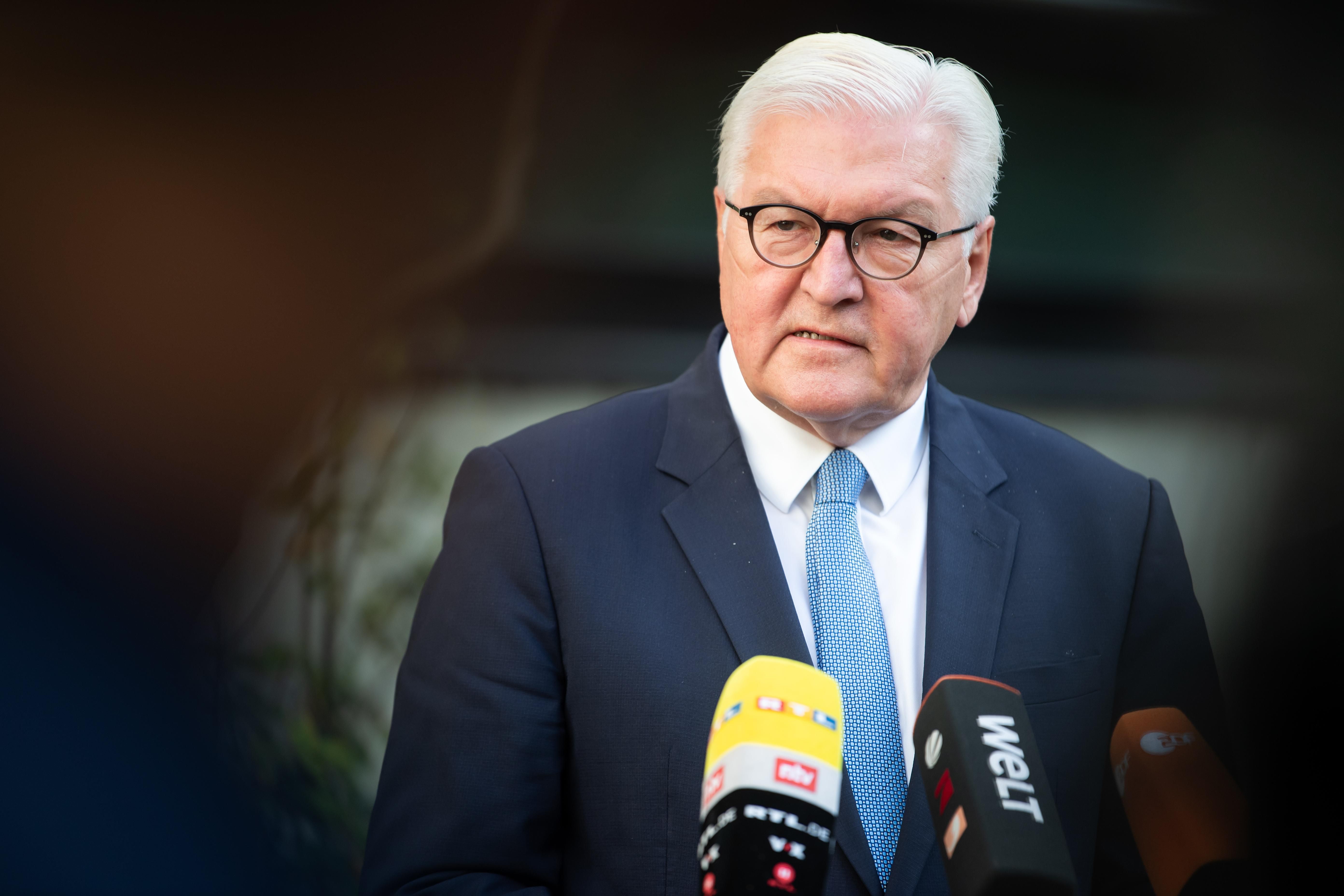 Штайнмайер посетит Украину по приглашению Зеленского Штайнмайер посетит Украину по приглашению Зеленского