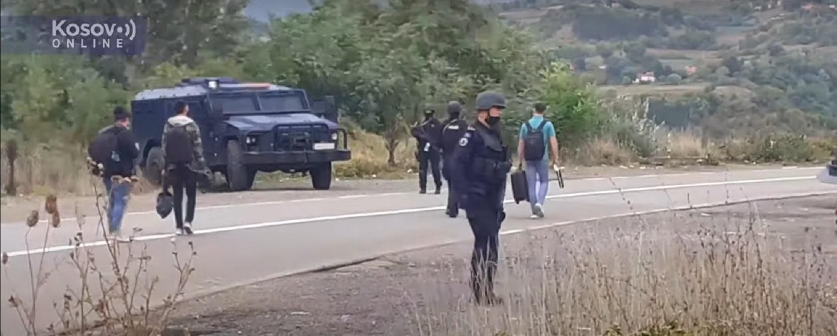 На границе Косово вспыхнули протесты из-за запрета въезда авто на сербских номерах На границе Косово вспыхнули протесты из-за запрета въезда авто на сербских номерах