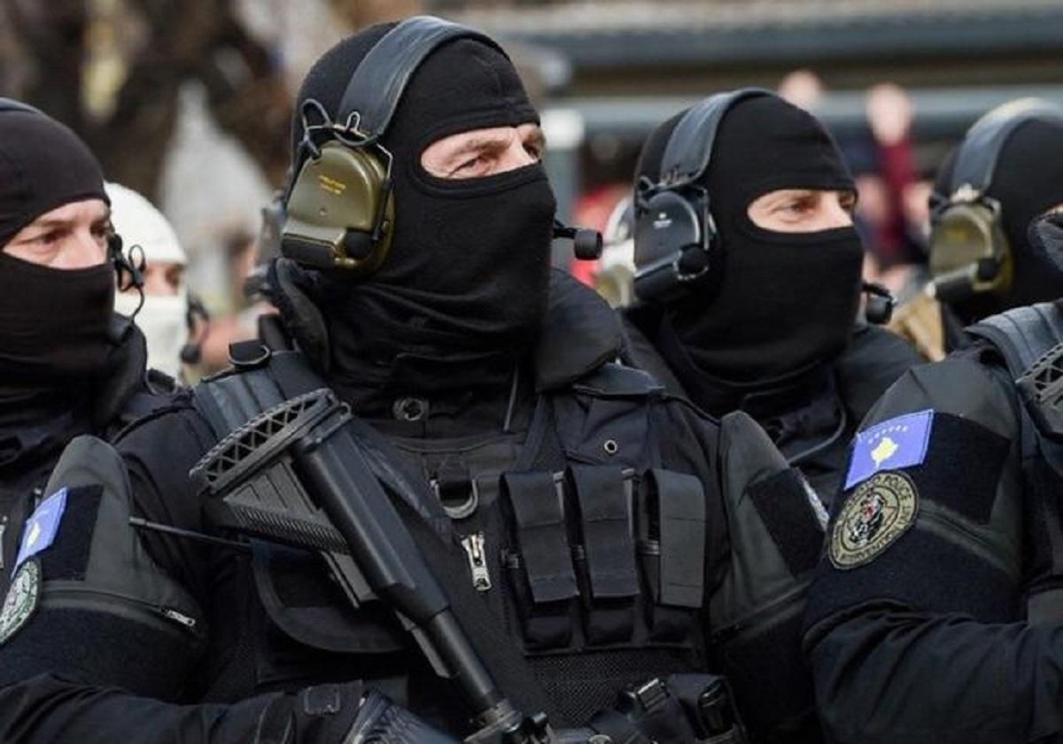 Напряжение на границе: в Сербии заговорили о войне с Косово Напряжение на границе: в Сербии заговорили о войне с Косово