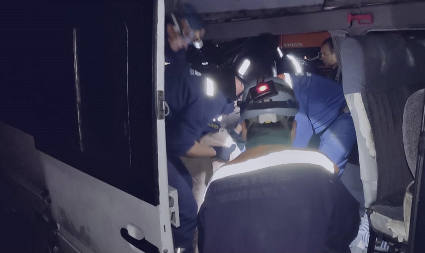 У Росії в ДТП потрапив автобус, в якому могли бути пасажири з окупованого Донбасу: є загиблі - 24 Канал У Росії в ДТП потрапив автобус, в якому могли бути пасажири з окупованого Донбасу: є загиблі - 24 Канал