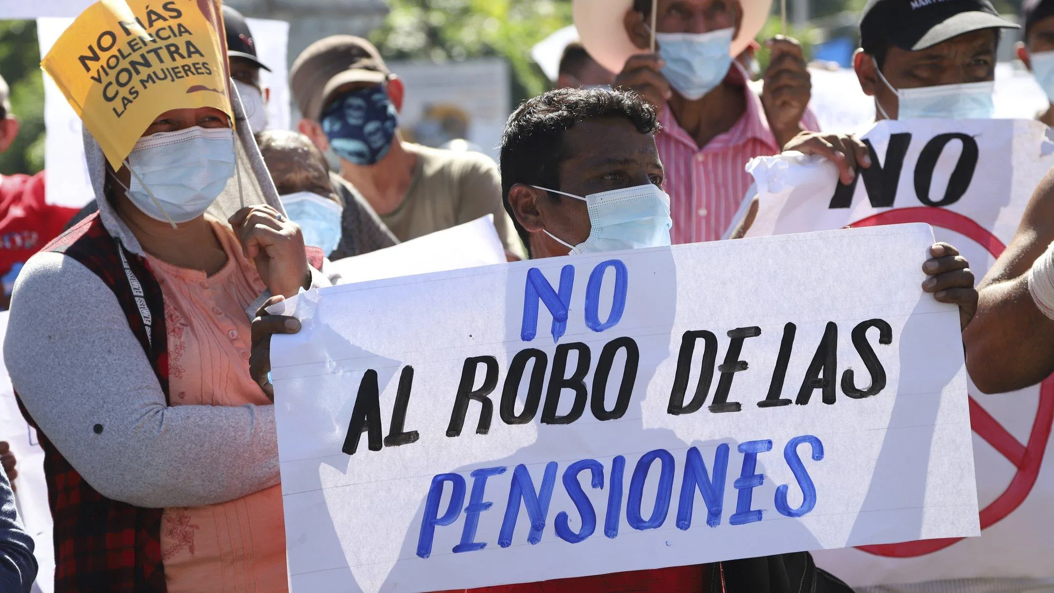 Протести у Сальвадорі через біткойн Протести у Сальвадорі через біткойн