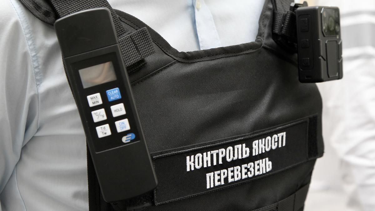 Высаживают людей и наказывают нарушителей: в Киеве начали массовые проверки маршрутчиков