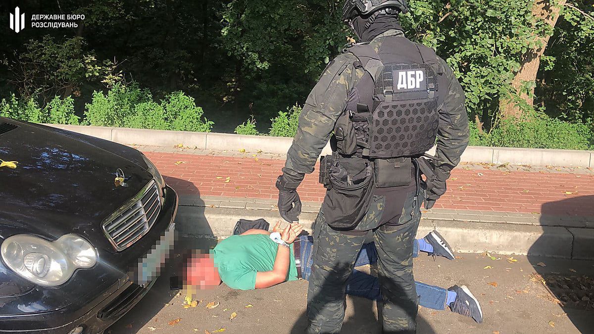 На хабарі спіймали чиновника Міноборони, який "вирішував питання" в справі Микитася – Татарова - Україна новини - 24 Канал На хабарі спіймали чиновника Міноборони, який "вирішував питання" в справі Микитася – Татарова - Україна новини - 24 Канал