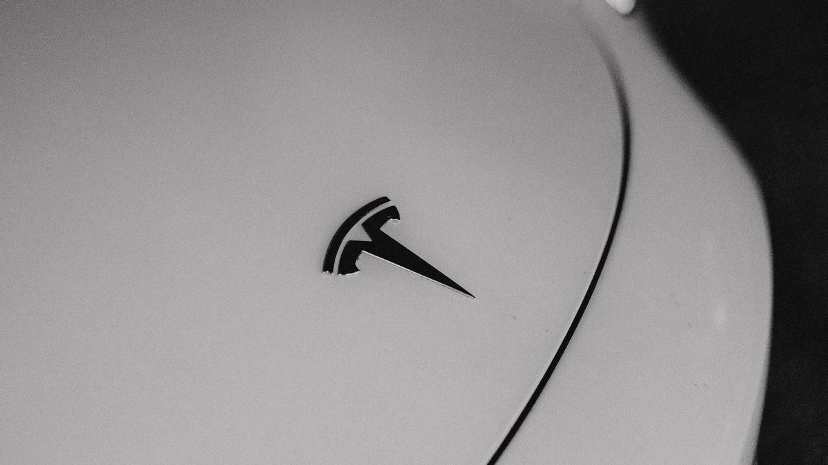 Американские исследователи признали автопилот Tesla опасным, но виноваты в этом больше водители Американские исследователи признали автопилот Tesla опасным, но виноваты в этом больше водители