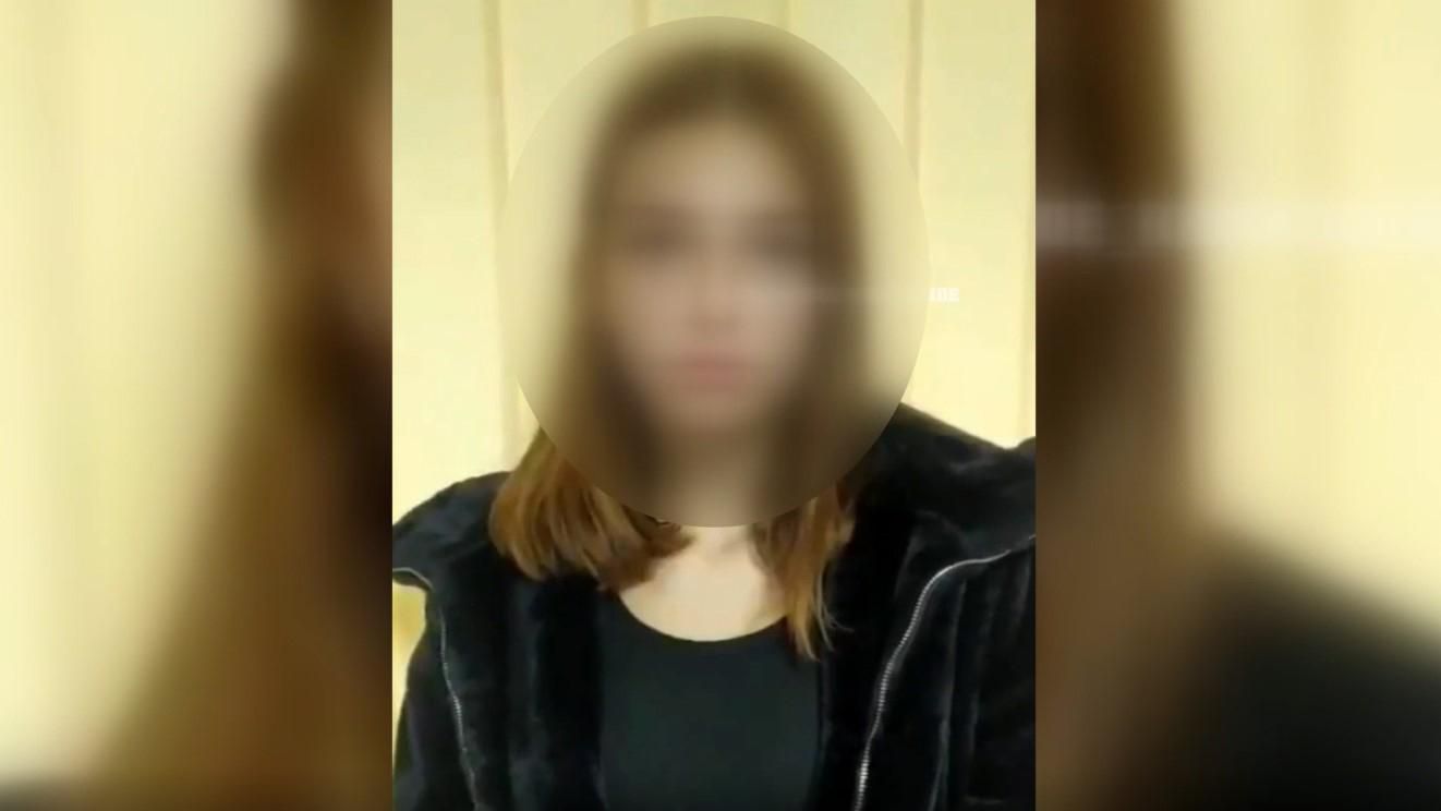 "Я шкодую": розкаялась дівчина, яка спалила прапор України в Кам'янському – відео вибачення - Новини Дніпра сьогодні - 24 Канал "Я шкодую": розкаялась дівчина, яка спалила прапор України в Кам'янському – відео вибачення - Новини Дніпра сьогодні - 24 Канал