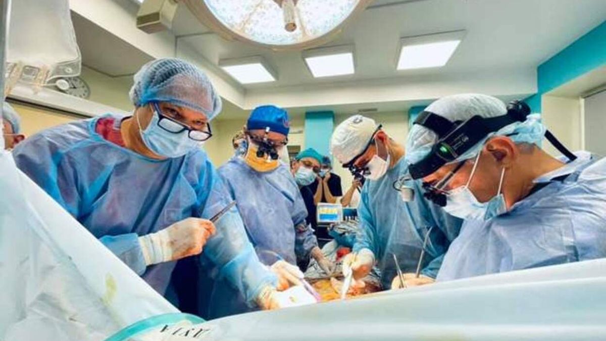 Львовские медики сделали 5 трансплантаций за день: в каком состоянии находятся пациенты