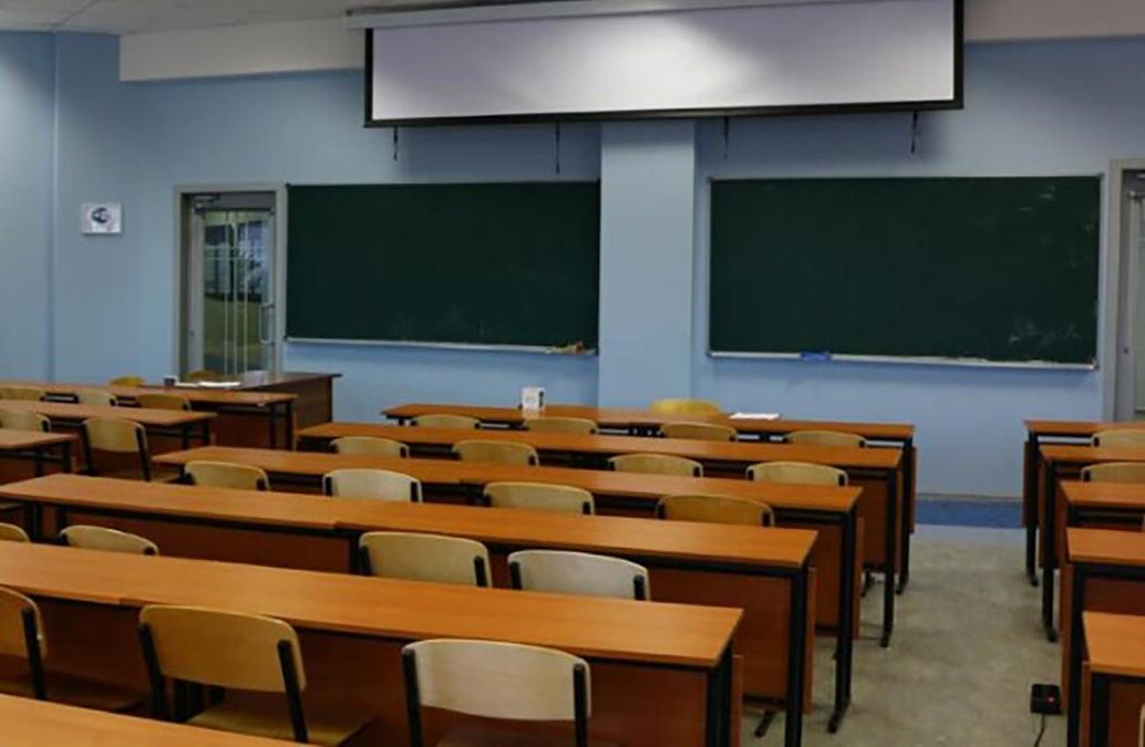 Помножу на мінус нуль, – викладачка у Дніпрі обматюкала студента за запізнення: відео - Новини Дніпро - Освіта Помножу на мінус нуль, – викладачка у Дніпрі обматюкала студента за запізнення: відео - Новини Дніпро - Освіта