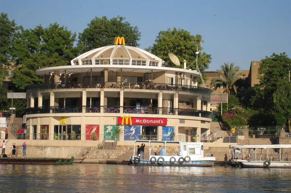 McDonald's, Асван